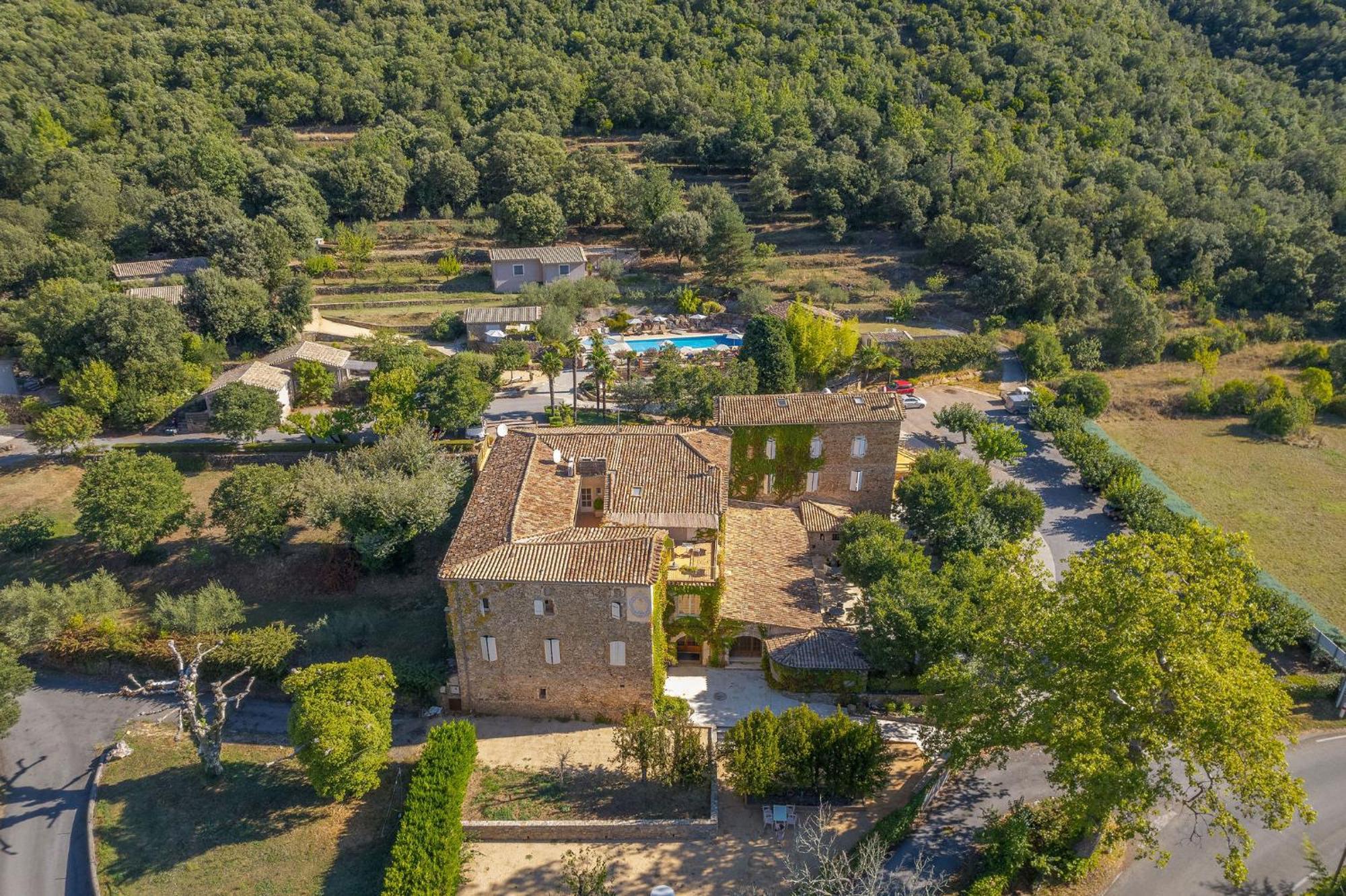 Logis Hotel Restaurant Le Pradinas Anduze Exterior foto